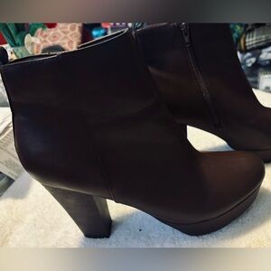 Brand New Ankle Boots By DOMINIQUE NICOLE - Size 11 M - Heel Height 4” - box 33